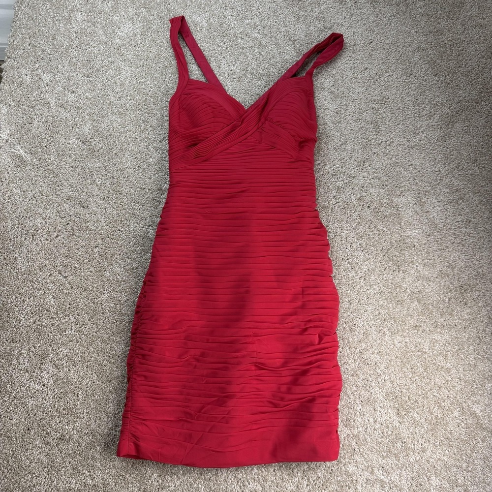 Cache Dress Womens 10 Red Ruched Sleeveless V Neck Bodycon Knee Length Cocktail